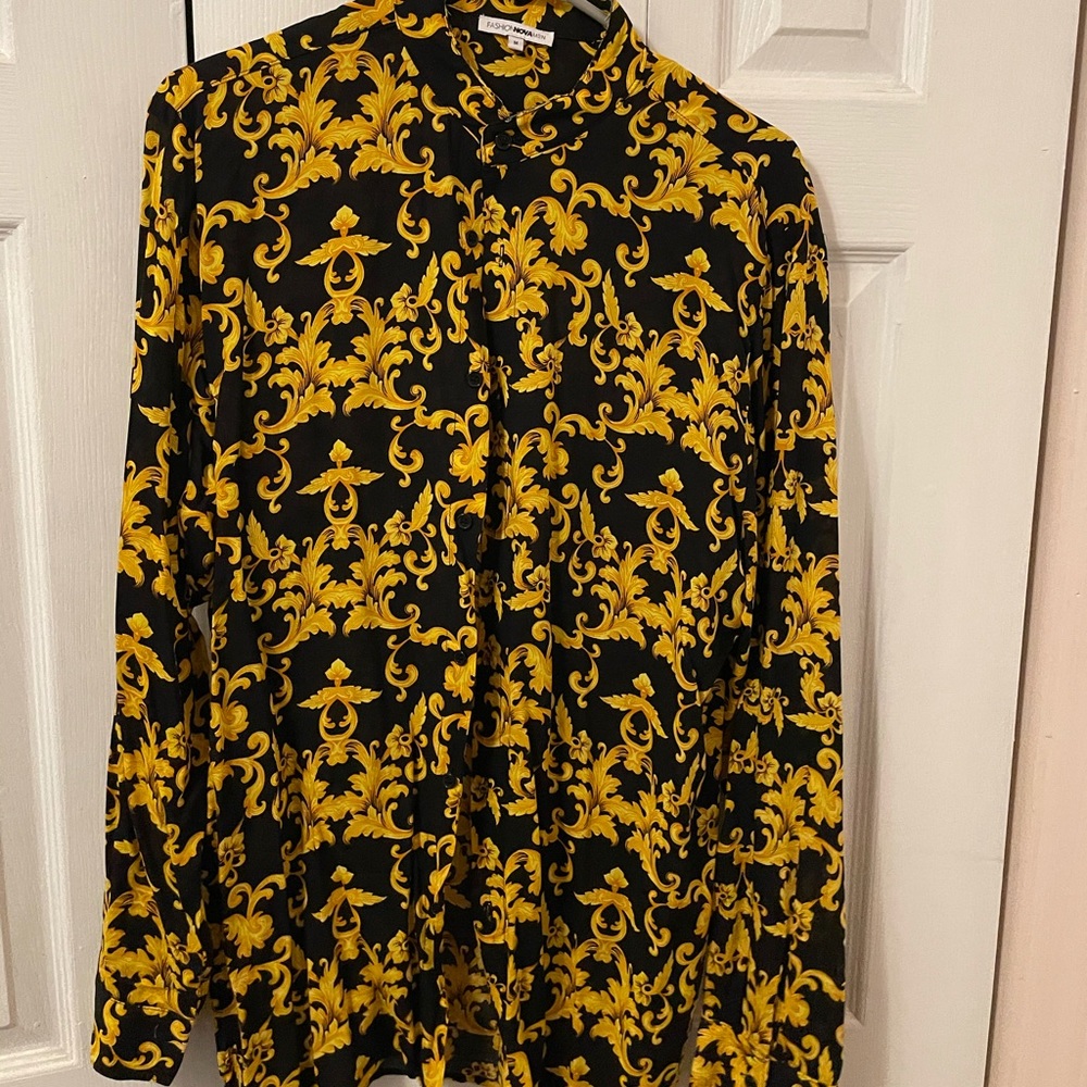 Fashion nova button down